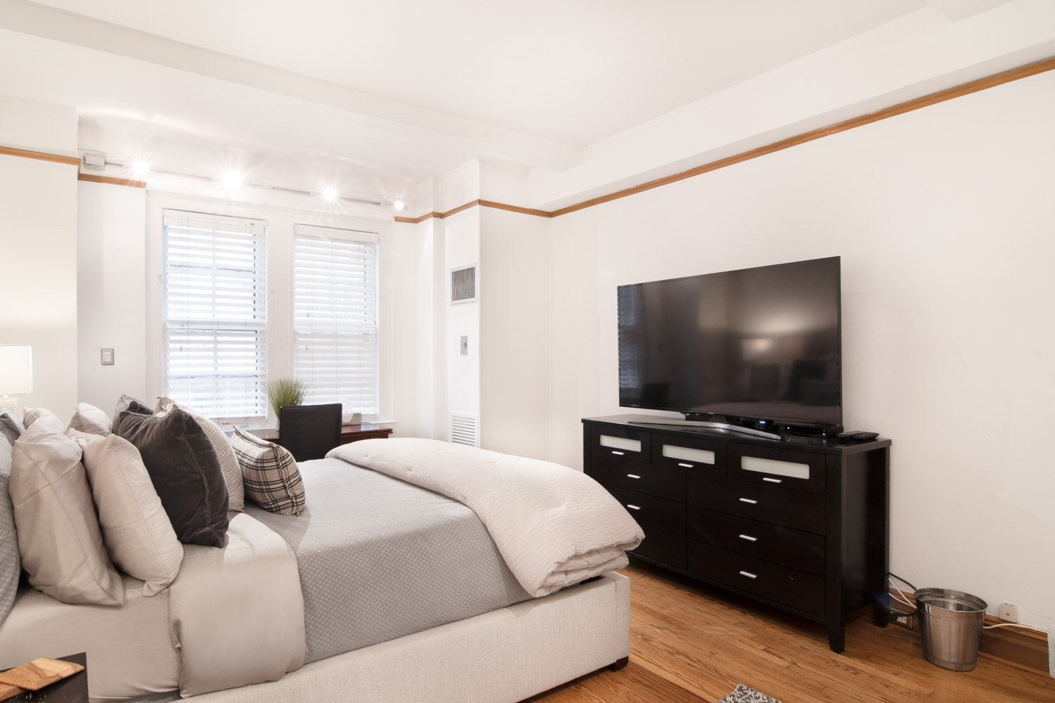 The Meurice - 145 West 58th Street