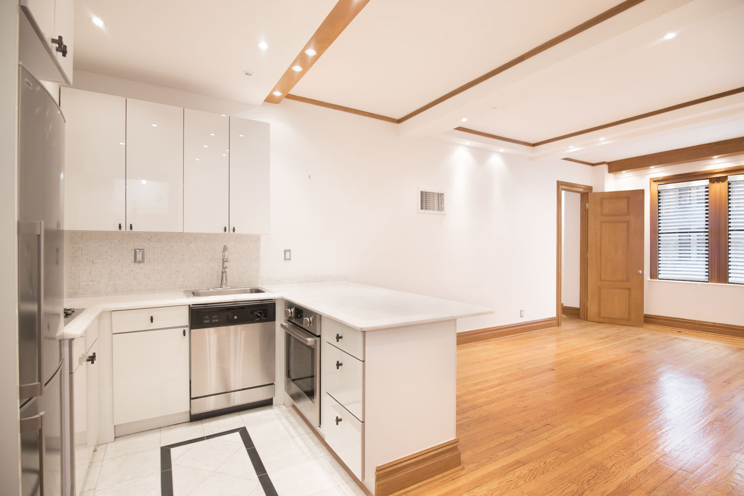 The Meurice - 145 W 58th St, 7K