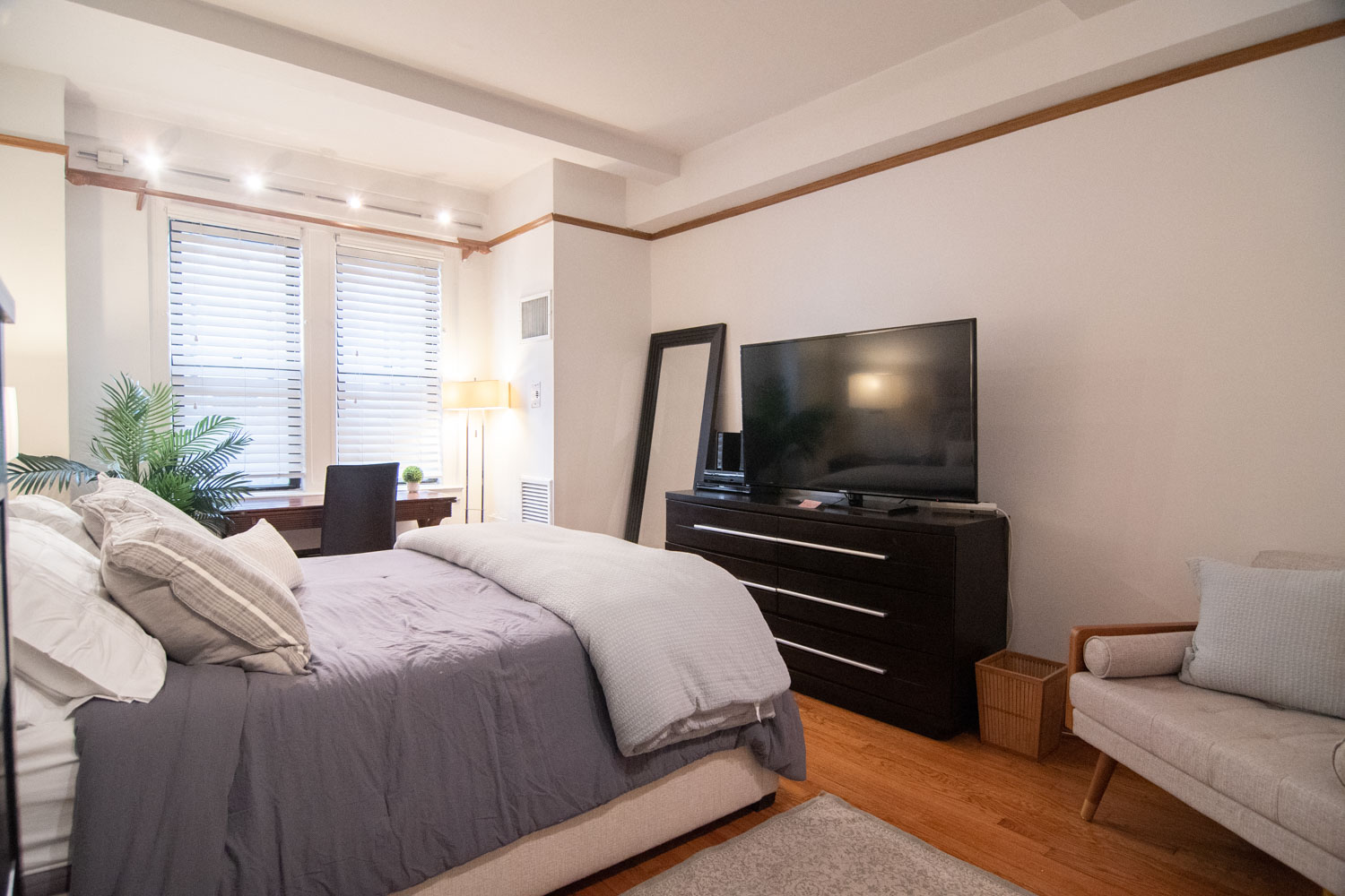 The Meurice - Furnished Studio #7L